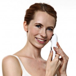 Ultra Facial Lift & Cleanser With Ultrasonic & Ion Technology